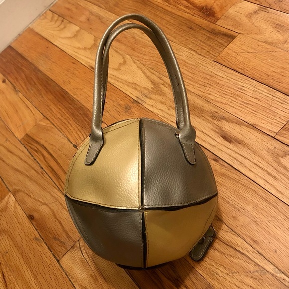 Silver & Gold mini colorblock round bag - Picture 2 of 8